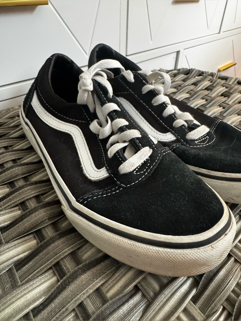 Vans YOUTH size 4 Black White Old Skool Low-Top Sneakers